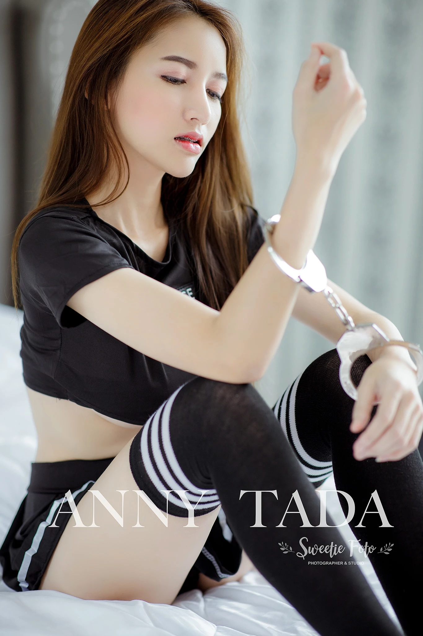 สาวสวย ขายาว หน้าหวาน หุ่นดี สุดเซ็กซี่ น้องแอนนี่ Anny มีชื่อจริงว่า มริฉัตร์ ธาดา เป็นสาวสวยที่มากด้วยความสามารถมากมาย