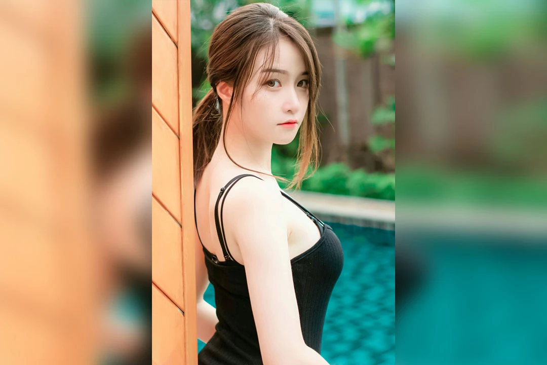 น้องอ้อม นางแบบ สาวสวย ตัวเล็ก น่ารัก สดใส ตรงสเปคชายไทย