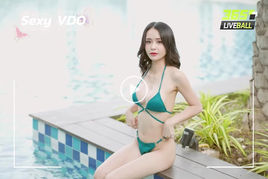 ((VDO))  น้องสุชา มากับบีกินี่สีเขียวเข้ม ทำเอาให้ใจเอฟซีเต้นไม่เป็นจังหวะ