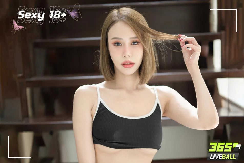 น้องนินิว นางแบบหน้าสวยหุ่นแซ่บซี๊ดที่จะมามัดใจหนุ่มๆทั้งหลาย